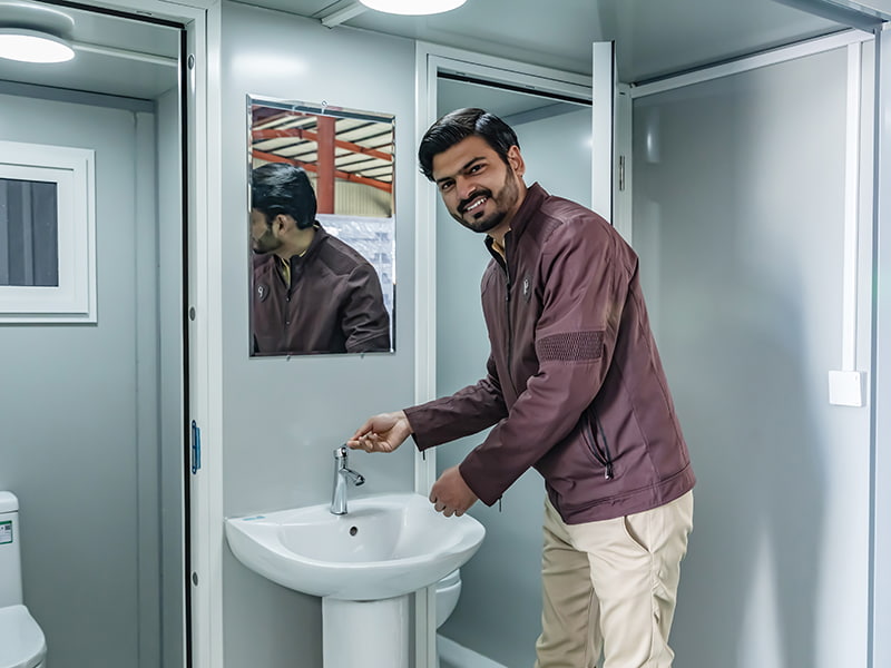 Dalawang-Taong Outdoor Portable Toilet